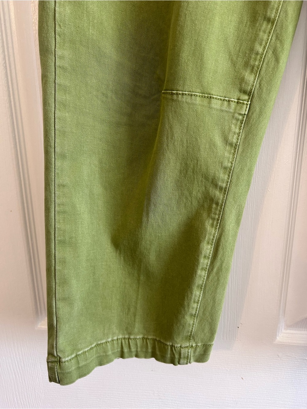 Kut from the Kloth High Rise Barrel Pant size 4 GUC - Picture 4 of 7